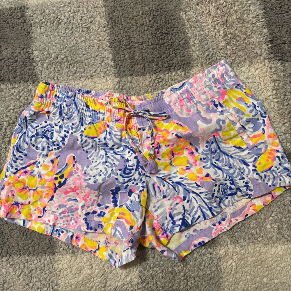 Lilly Pulitzer Sz small  Women's Shorts